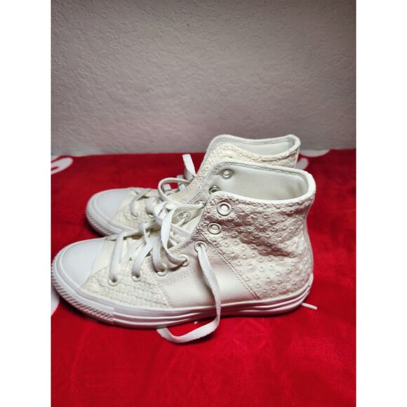 Converse Chuck Taylor All Star High Top White Floral Embroidered Women’s 7 /... - Picture 9 of 12